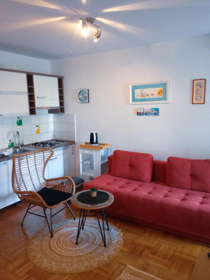 Apartman Vesna 2 Persons Njivice Bagian luar foto